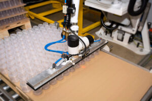 easy robots producent robotów produkcyjcyh robot spawalniczy automatyzacja linii produkcyjnych
