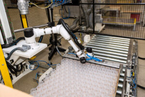 easy robots producent robotów produkcyjcyh robot spawalniczy automatyzacja linii produkcyjnych